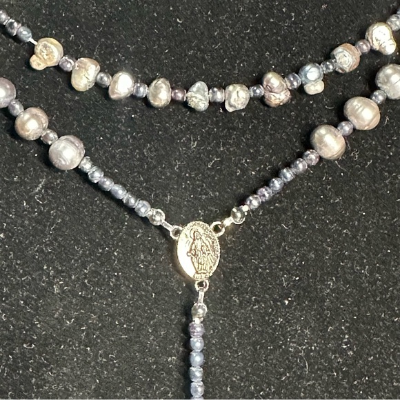 Handmade Genuine Pearl Rosary - Picture 6 of 14